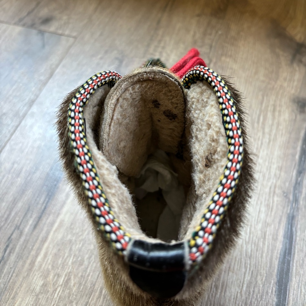 Norwegian Sámi Topaz Seal Fur Winter Boots Size 36 (US 5.5) Scandinavian Folk - Picture 15 of 16